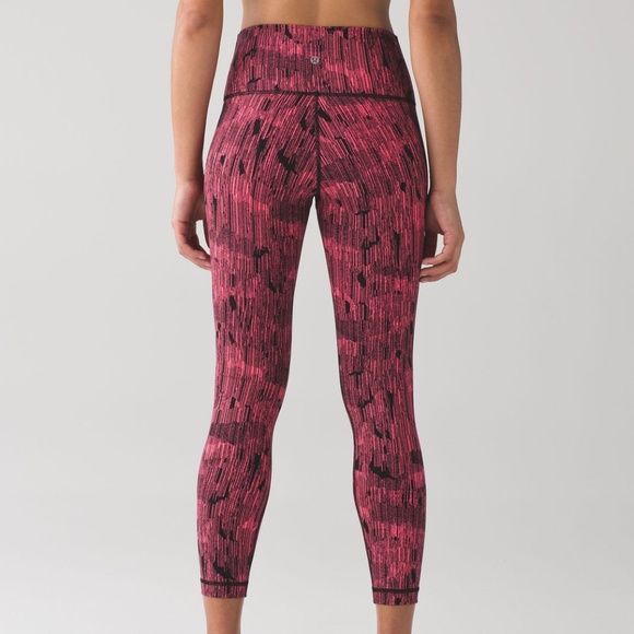 Lululemon High Times Luxtreme Down Pour Coral - Picture 4 of 4